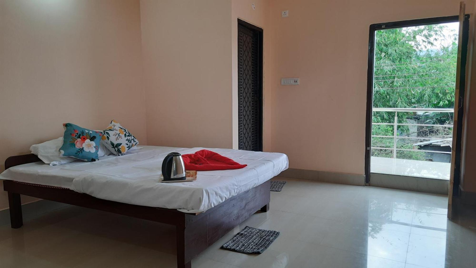 Maddy'S Guest House Гувахати Экстерьер фото